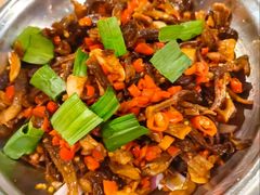 干锅鹿茸菇炒肉片-大碗先生(万家丽店)