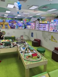 -莫莉幻想儿童乐园(北京金隅嘉品店)