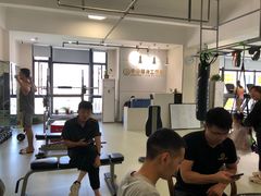 -中田健身工作室(绿地大道店)
