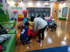 -爱威盛亲子俱乐部·纽约国际早托中心
