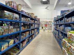 -逝水玩具折扣店