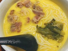 酸辣汤牛肉面-和府捞面(西溪印象城店)