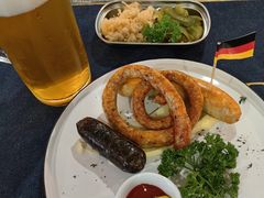 M8慕尼黑烤肠拼盘-又见马甲M8融合西餐厅(体育中心店)