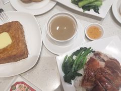 -香港新发烧腊茶餐厅(水围店)