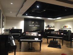 -柏斯音乐艺术中心·钢琴·吉他(上音店)