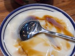 -云阿蛮云南生烫牛肉米线(奉贤路店)