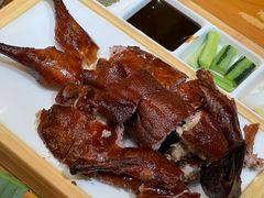 云南脆皮小麻鸭-老滇山寨•云南特色菜•地方菜•民族风情歌舞表演(金碧店)