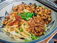 -弓家大队老碗面(高新咖啡街区店)