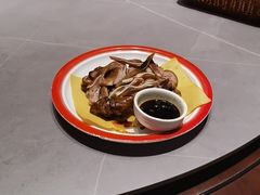 -东口码头·烧鸽子·鱼头泡饼·地方菜(金鹰悦城店)
