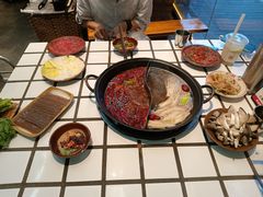-贰回巷火锅馆(钟楼店)