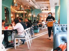 大堂-唐宫小聚(新港中心店)