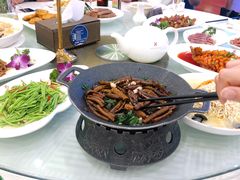 -怡园饭店-餐厅(四望亭店)