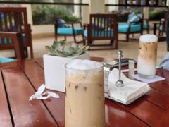 -三亚海棠湾喜来登度假酒店大堂吧