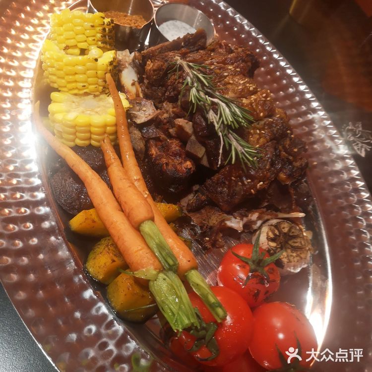 三八节去了江桥的羊倌，这是一家新疆菜餐馆