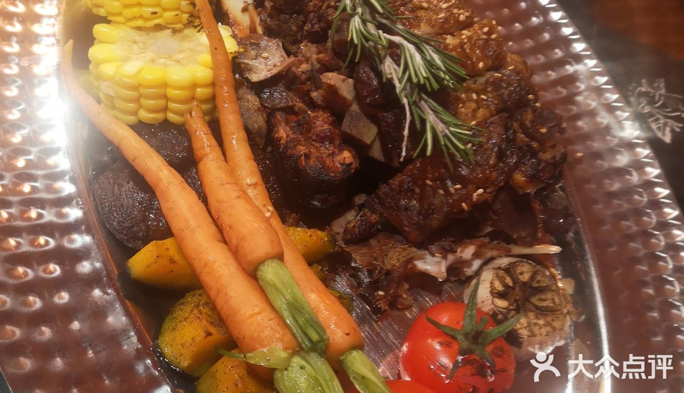 三八节去了江桥的羊倌,这是一家新疆菜餐馆