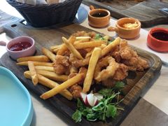 -窗外西餐厅(普罗理想国店)