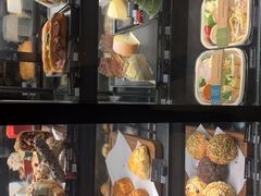 -星巴克臻选(南京金茂览秀城店)