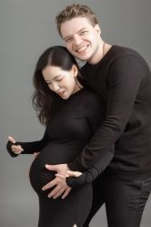 点击看大图 -专注孕妇照亲子照·纪田摄影