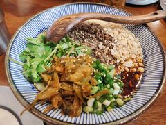 -麒麟风烤牛肉·云南烧烤小排档(丹凤街店)