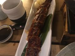 半条烤鳗鱼-鸟鸣门屋台料理(金帝银泰店)