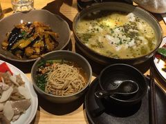 -十三式重庆江湖菜(金茂览秀城店)