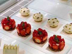 -潮一不贰·法式甜品·生日蛋糕·西式简餐(外滩店)
