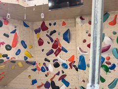 -啸岩馆 Roaring Climbing Gym