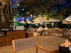 -三亚艾迪逊酒店·海滩烧烤 BARBACOA·现场乐队·浪漫晚餐·烧烤海鲜