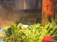 -头上红煨盐鸡·非遗院子餐厅