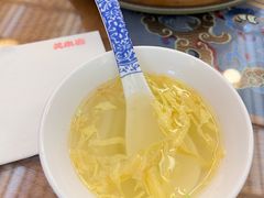 -笑来喜馄饨小笼工坊店(湖滨街店)