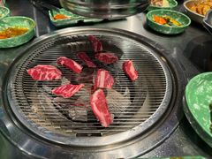 -欧巴炭烤肉오빠숯불구이(南京东路店)