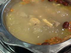 -光头药膳鸡(莱茵小镇店)