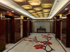 -东北大厦酒店(沈阳北站青年大街店)