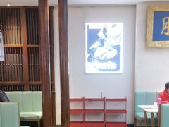 -阿瓦山寨·湘菜现炒·剁椒鱼头王(咸阳总店)