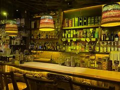 -城墙外BAR