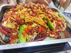 -覃记海鲜美食餐厅