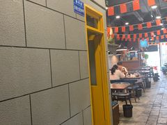 -超越炭火牛蛙火锅鸡(河东店)