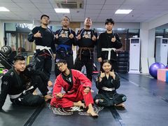-金翼跆拳道巴西柔术拳击格斗学院