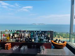 -瑰丽酒店·海吧·天际下午茶·现场DJ·天台酒吧