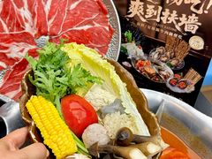 -湊湊火锅·茶憩(颐堤港店)
