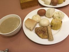 -春兰国宾馆(凤城河风景区老街店)