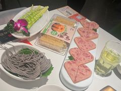 -烹然四季椰子鸡火锅(姚家园万象汇店)