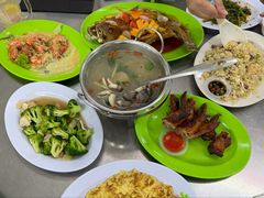 -明记烧鱼美味店