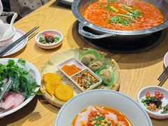 -老凯俚酸汤鱼(多彩城店)
