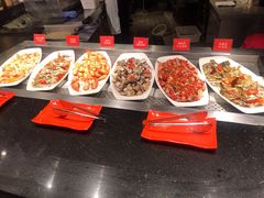 -四海一家自助餐(益田假日广场店)