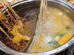 -袁记串串香(泉水轻轨站店)