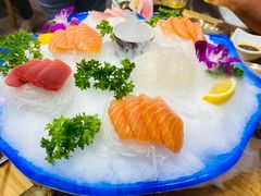 -青瓦餐厅·生鱼片·韩园烤肉(西塔店)