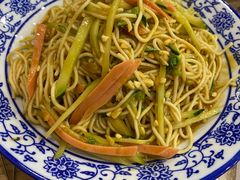 -江城燕子大排档(江汉路步行街店)