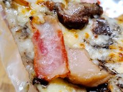 榴莲拼黑松露披萨-乐凯撒披萨(喜荟城店)