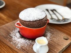 -ROAST coffee & eatery